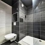 Avec Balcon Et Parking Prive Apartmán Launaguet