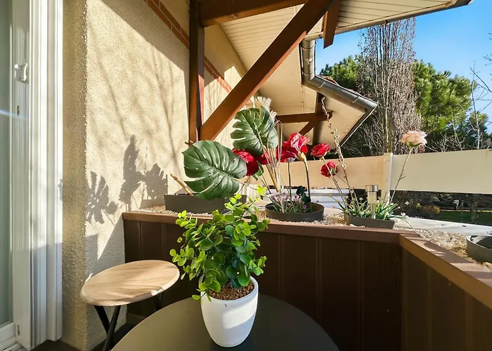 Appartement Avec Balcon Et Parking Privé