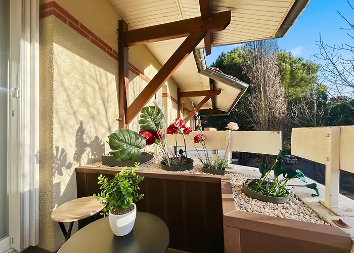 Avec Balcon Et Parking Privé *