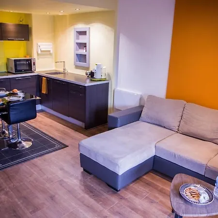 Avec Balcon Et Parking Prive Apartmán *