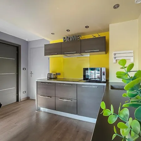 Avec Balcon Et Parking Prive Апартаменты