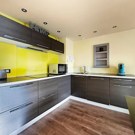 Appartement Avec Balcon Et Parking Privé
