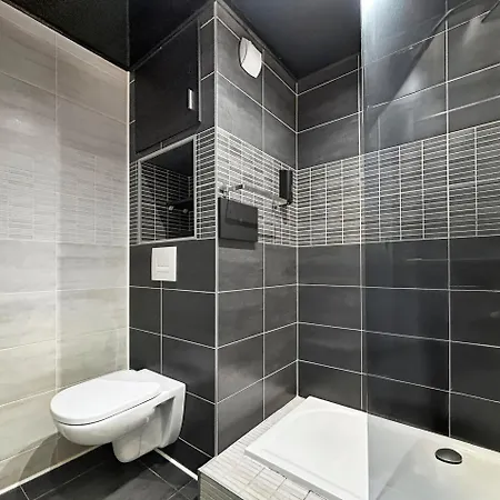 Avec Balcon Et Parking Prive Апартаменты Launaguet